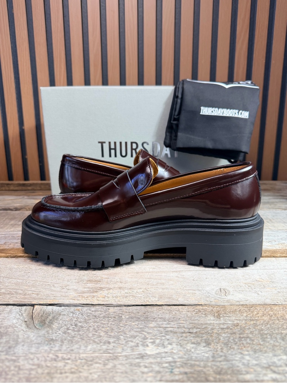 Thursday Burgundy Penny Loafers Women's 8.5 Like New - Picture 6 of 8
